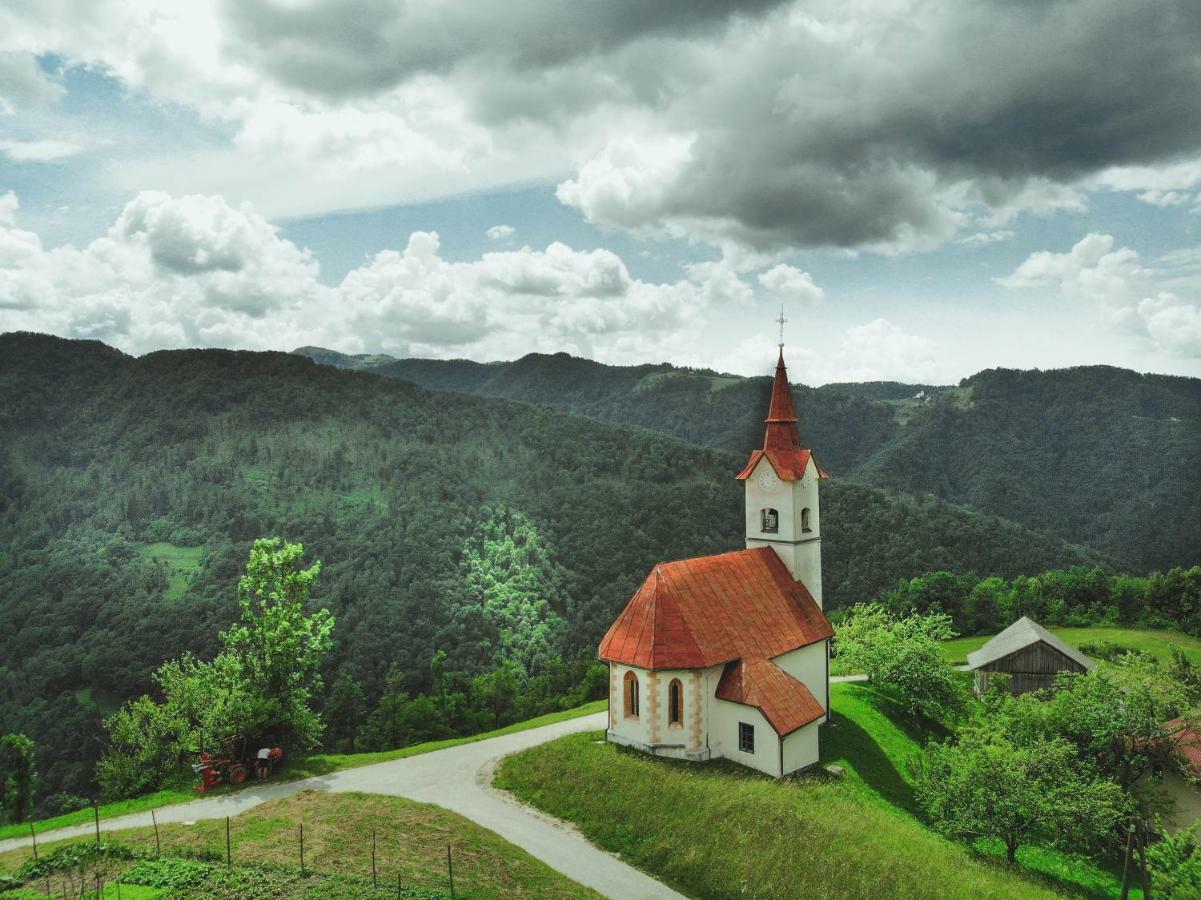 Lazec Country House Pluznje Exterior photo